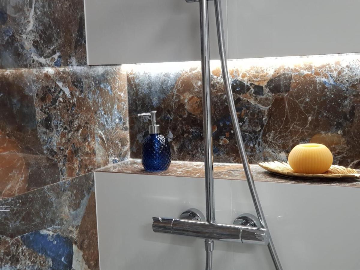 Apartament City View Wes Quality Suite Poznań Zewnętrze zdjęcie